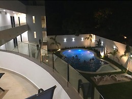 MH Grand Hotel