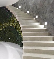 MH Grand Hotel