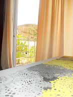 Abrhys Ridge Inn