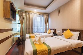 Yellow Pagoda Hotel