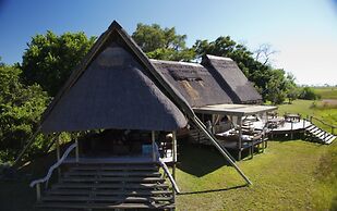 Selinda Camp