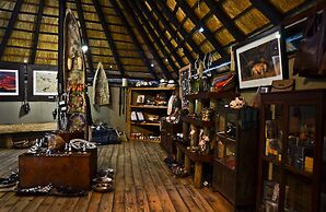 Selinda Camp