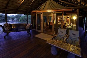 Selinda Camp