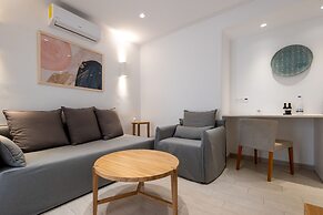 Anemomylos Residence