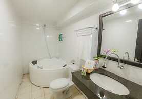 Seventh Heaven Hotel and High Bar