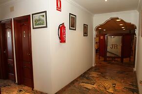 Hotel JR