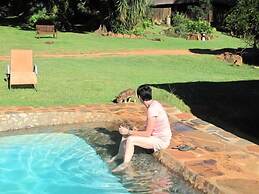 Caracal Lodge
