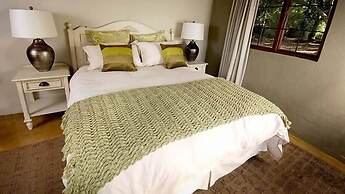 Caracal Lodge