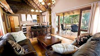 Caracal Lodge