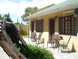 17 on Bird Guest House