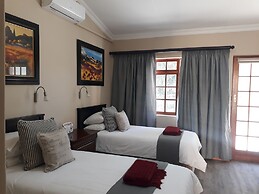 17 on Bird Guest House