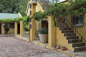 17 on Bird Guest House