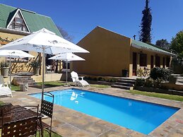 17 on Bird Guest House