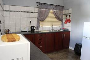 17 on Bird Guest House