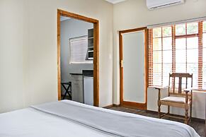 17 on Bird Guest House