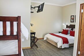 17 on Bird Guest House