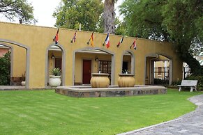 17 on Bird Guest House
