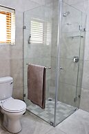 17 on Bird Guest House