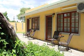 17 on Bird Guest House