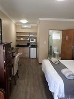 17 on Bird Guest House
