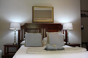 17 on Bird Guest House