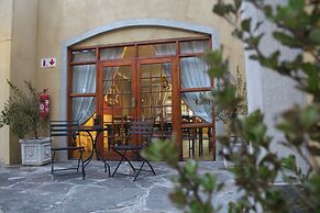 17 on Bird Guest House
