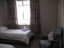 Toverberg Guest Houses