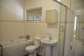 Clarens Retreat