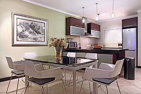 Cape eazi stayz Icon Apartments
