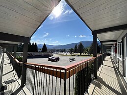 Chalet Inn