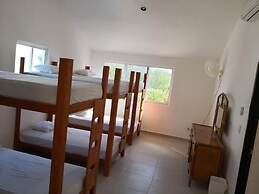 Hostel Punta Sam