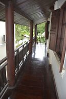 Mao Phashok Guesthouse