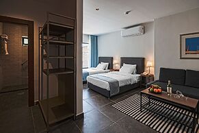 Canary Hotel