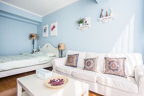 Lacasa Service Apartment