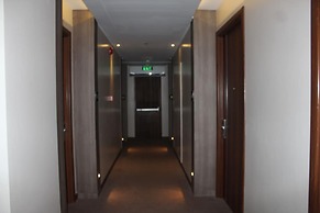 Kew Hotel