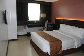 Kew Hotel