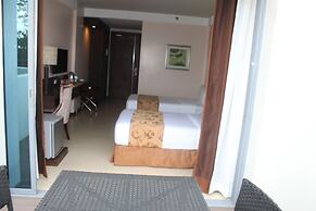 Kew Hotel