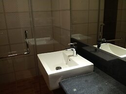 Cardogan Hotel