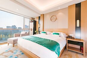 Nade Hotel