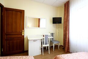 Voyage Hotel