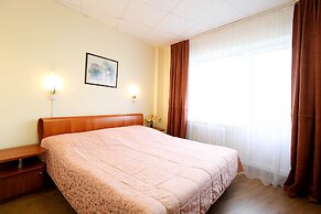 Voyage Hotel
