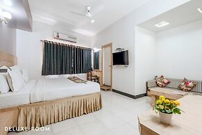 Hotel Ashish Palace