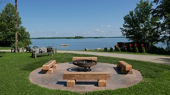 Grey Wolf Lodge