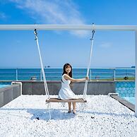 Sun & Moon Resort