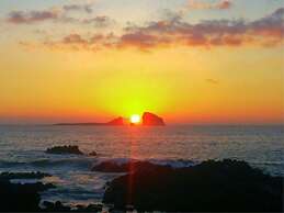 Sun & Moon Resort
