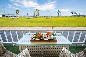 Sun & Moon Resort
