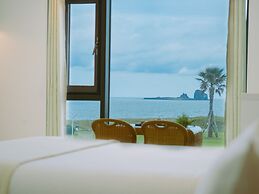 Sun & Moon Resort