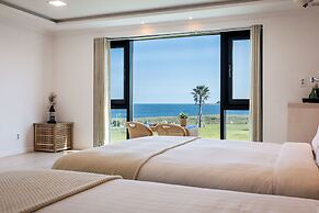 Sun & Moon Resort