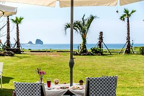 Sun & Moon Resort