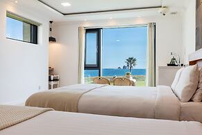 Sun & Moon Resort
